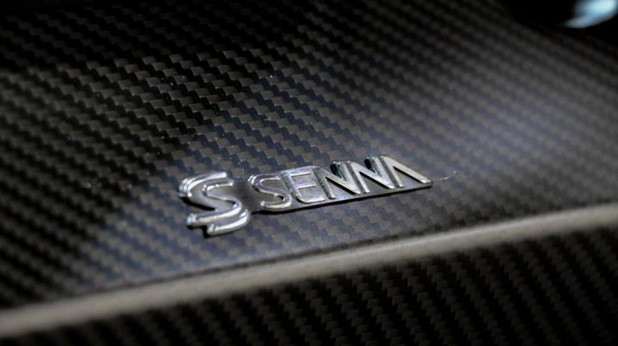 Логотип McLaren MSO Senna (Cerberus Pearl) (1 of 500) 2019 года  (фото 36 из 60)